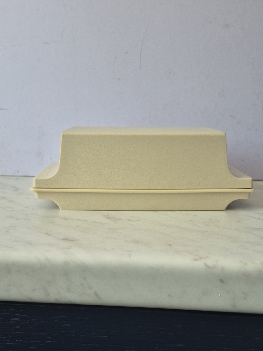 Cream Butter Dish -Tupperware